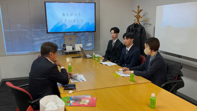 トピックス_東ハト様×流通科学大学様-画像２